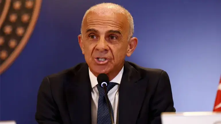 6a84dcd5b738923510a9df53 Fenerbahçe Konyaspor maçı için erteleme istemedi: Oğuz Çetin net konuştu